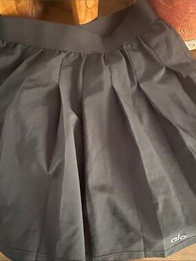 Alo varsity tennis skirt